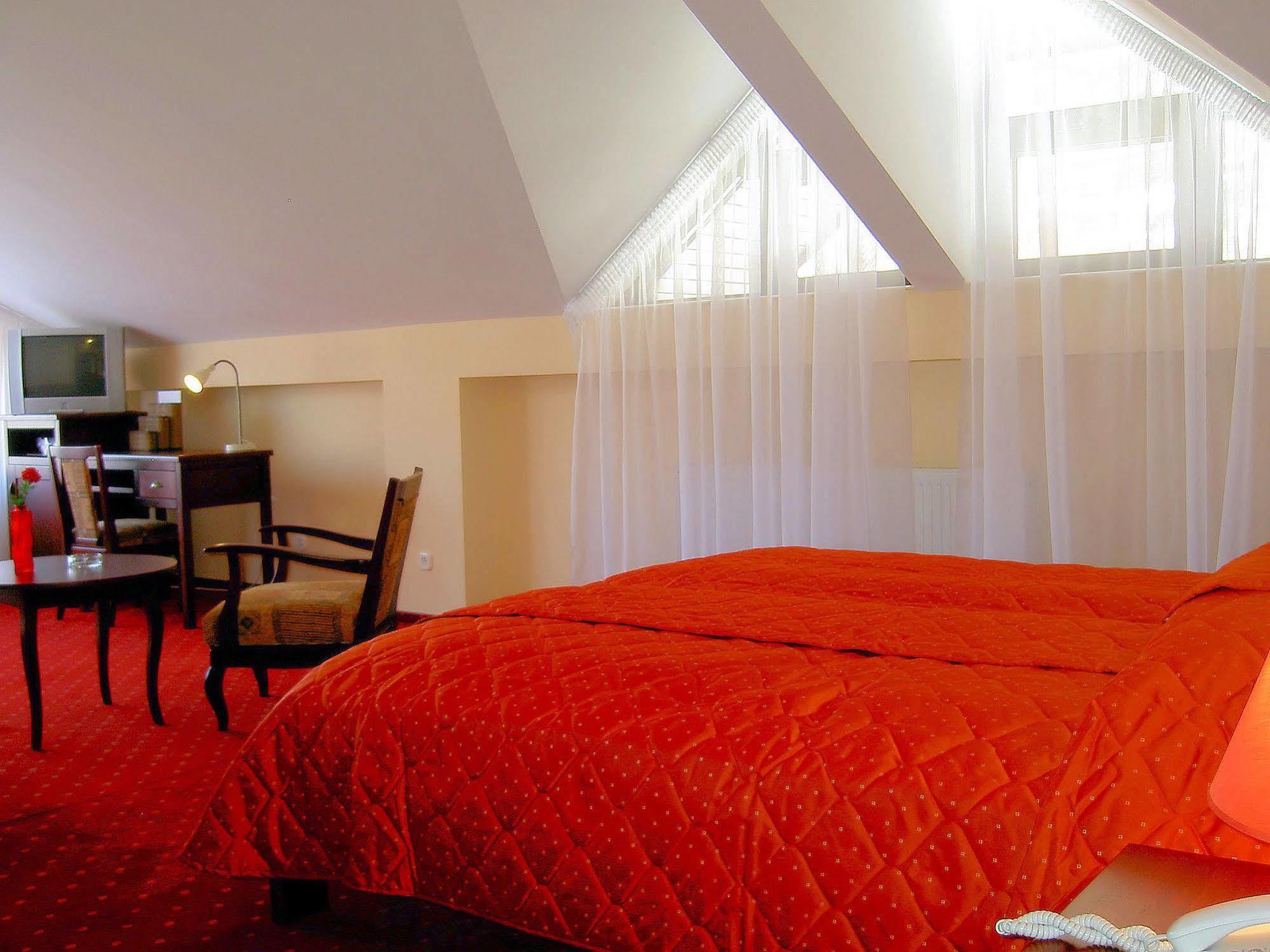 Hotel Floris 凯亚 外观 照片